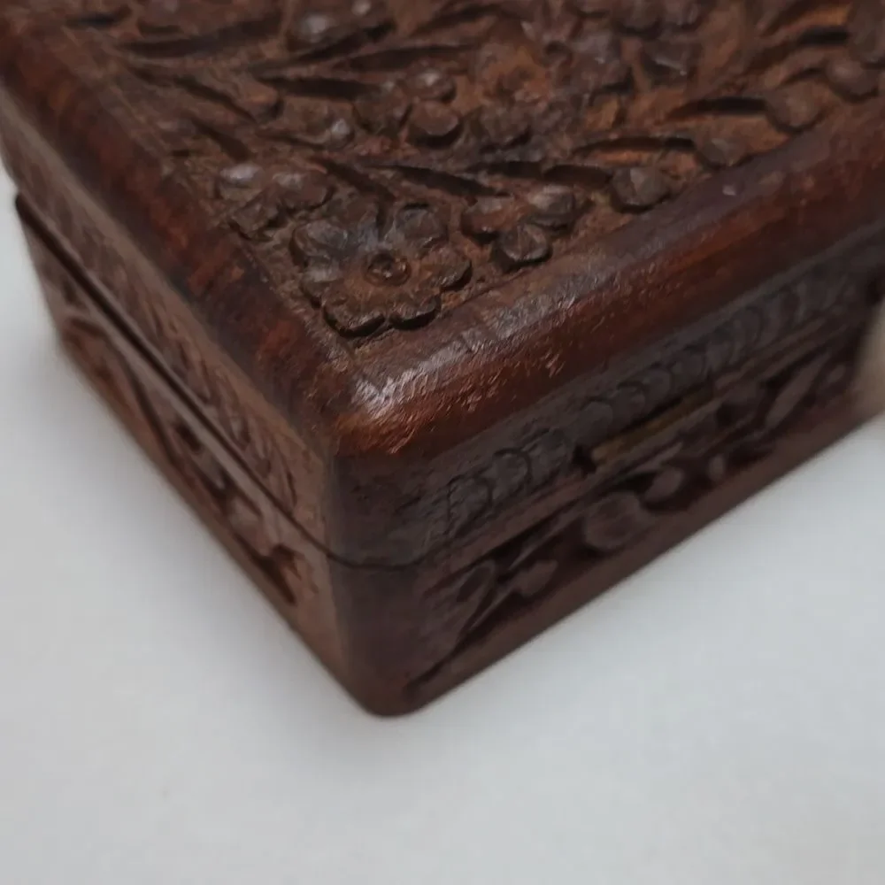 VTG Hand Carved Wooden Floral Trinket Box Blue Velvet Lined Keepsake